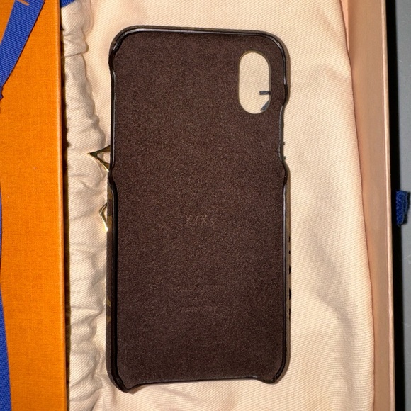 Louis Vuitton X/Xs iPhone Monogram Charm Case - Picture 3 of 3
